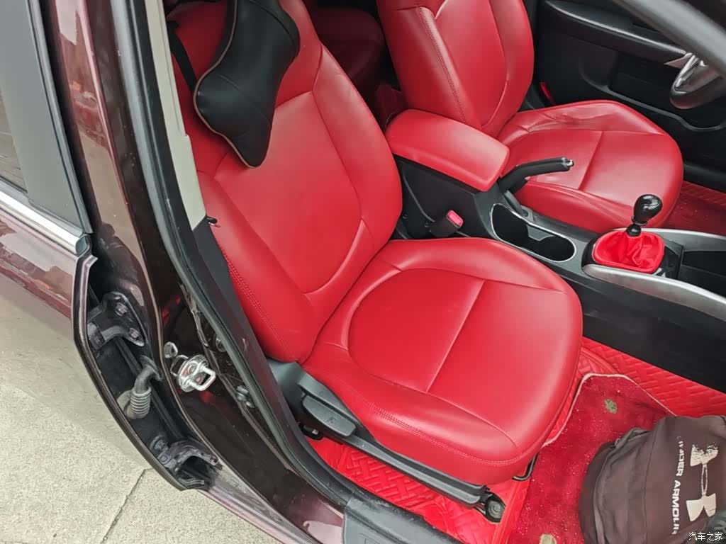 Kia GLS, 2014 25