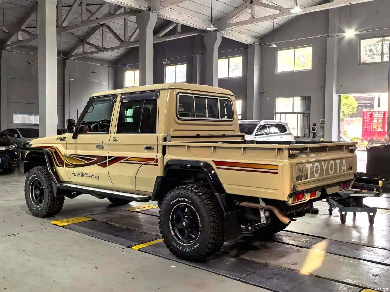 Toyota Land Cruiser, 2023 все фото