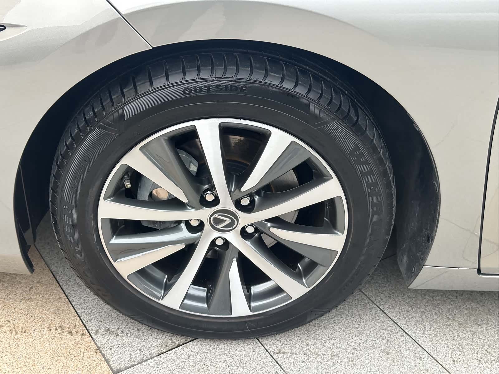 Lexus ES, 2020 17