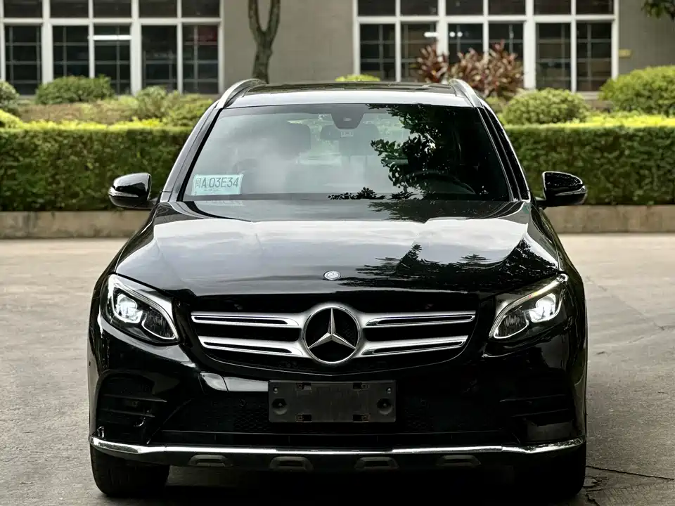 Mercedes-Benz GLC Mercedes-Benz GLC