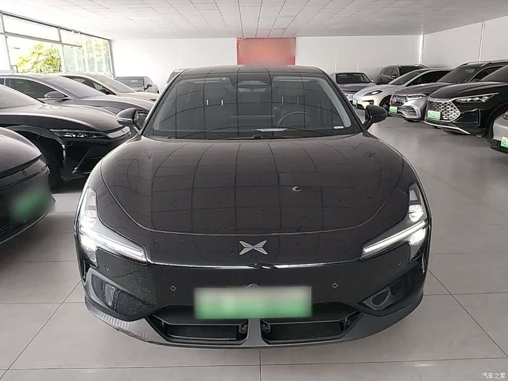 Xpeng Mona M03, 2025 3