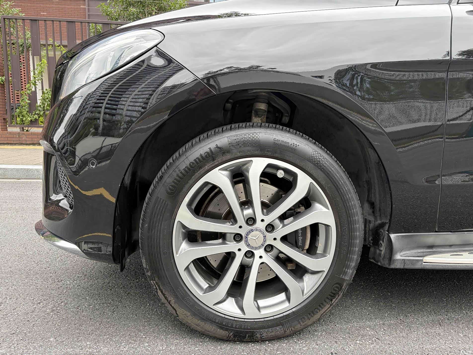 Mercedes-Benz GLE, 2016 4