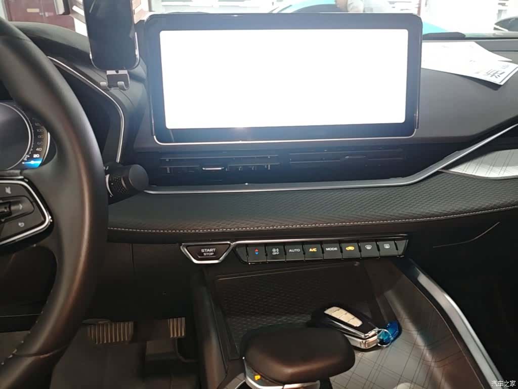 Geely Preface, 2023 13