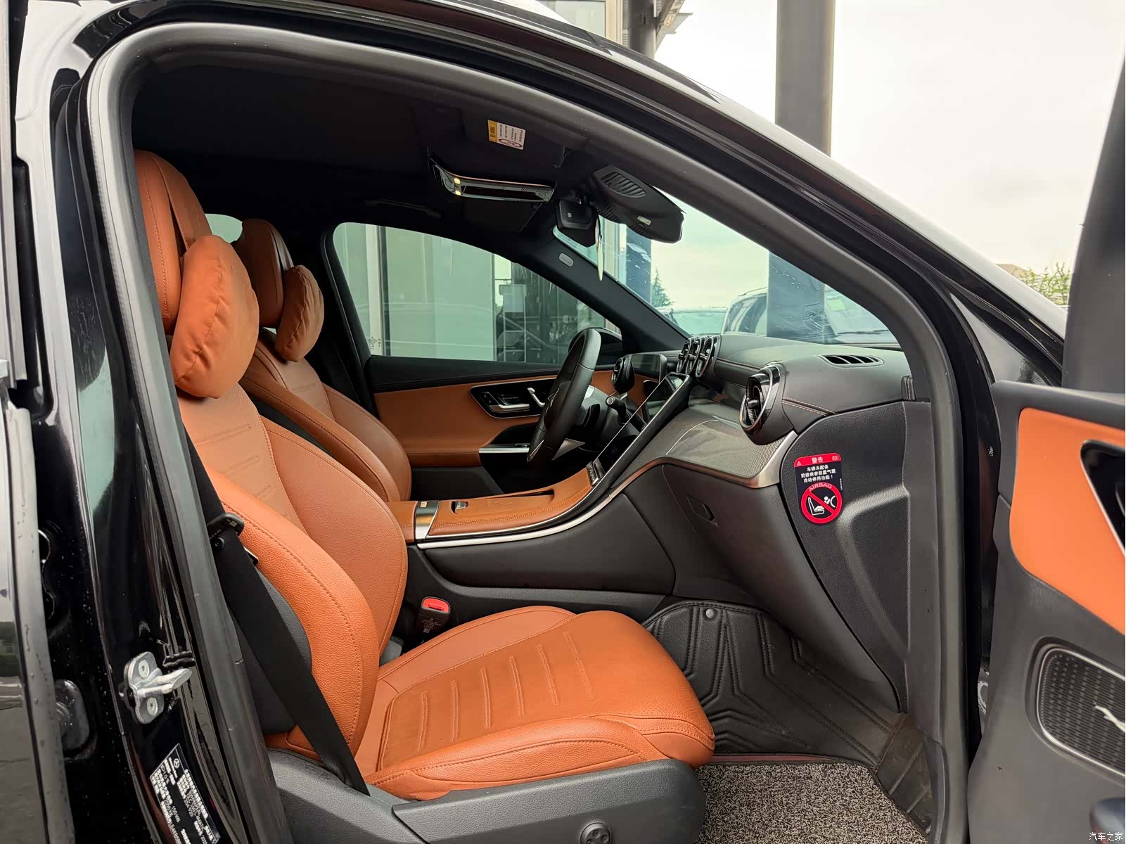 Mercedes-Benz GLC, 2023 12