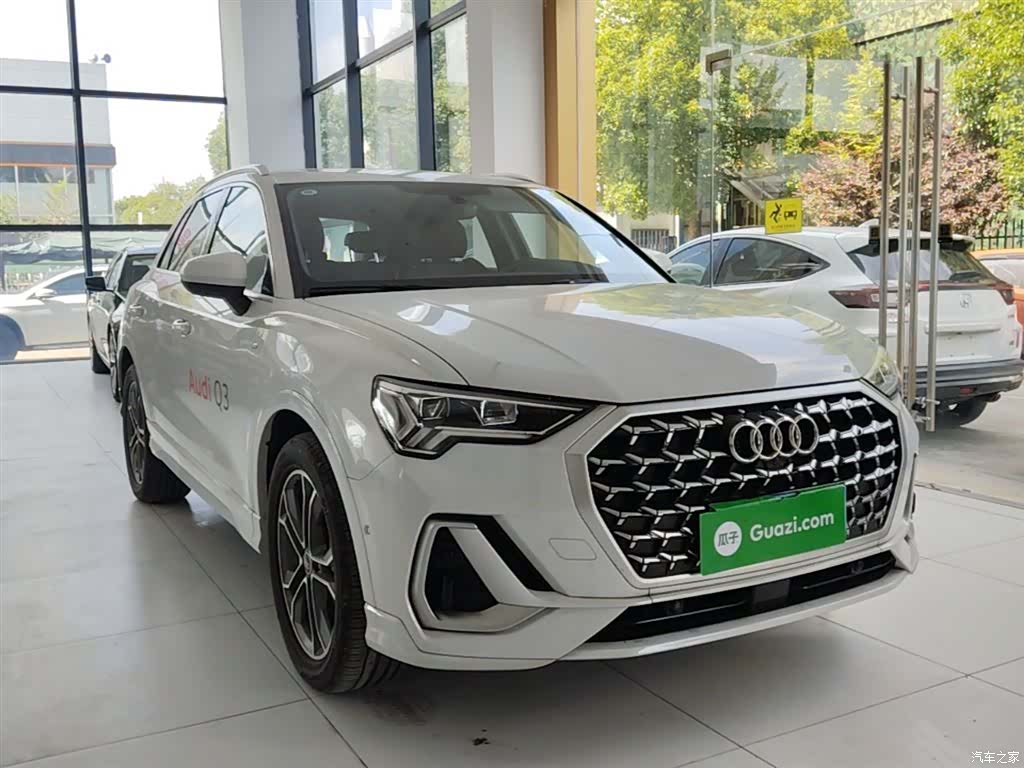 Audi Q3, 2025 4