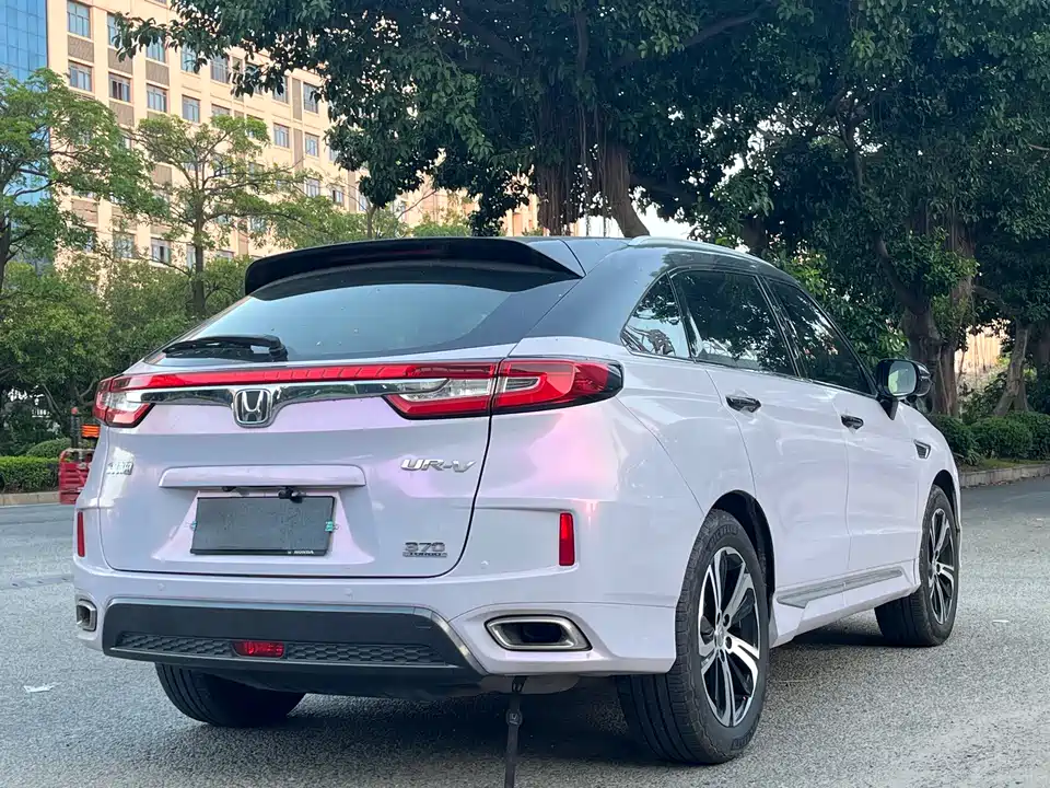 Honda UR-V