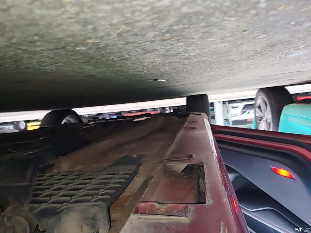 Geely Binray, 2019 22