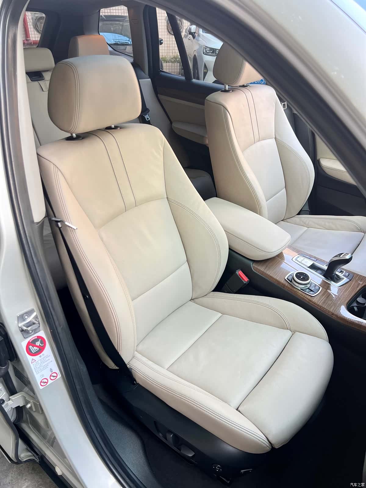 BMW X3, 2011 11