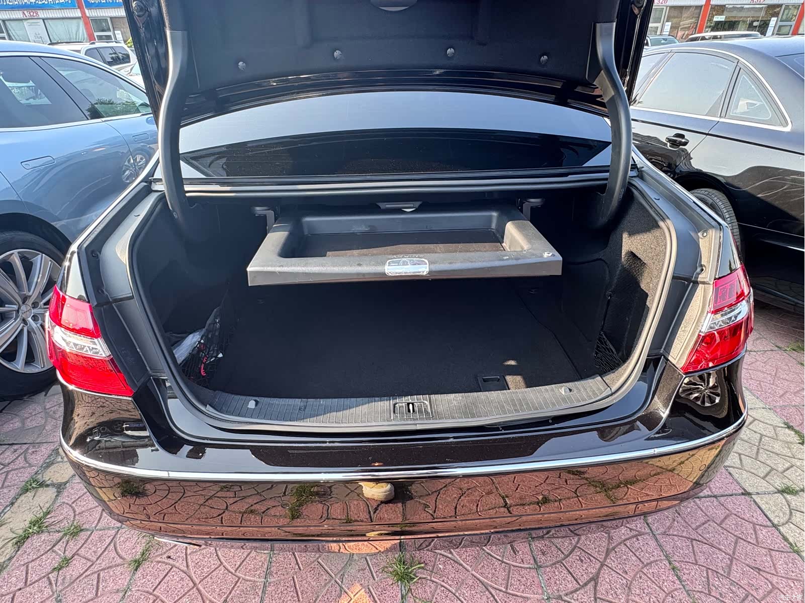 Mercedes-Benz E-Class, 2012 10