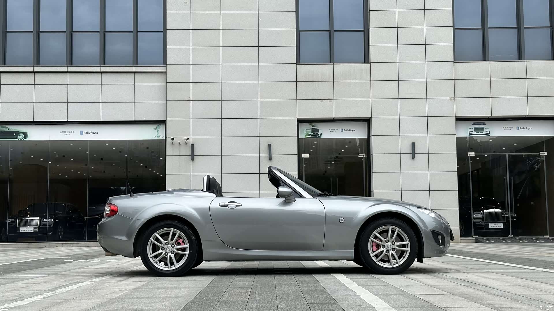 Mazda MX-5, 2010 4