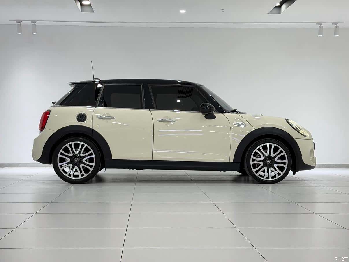 Mini Cooper, 2019 3