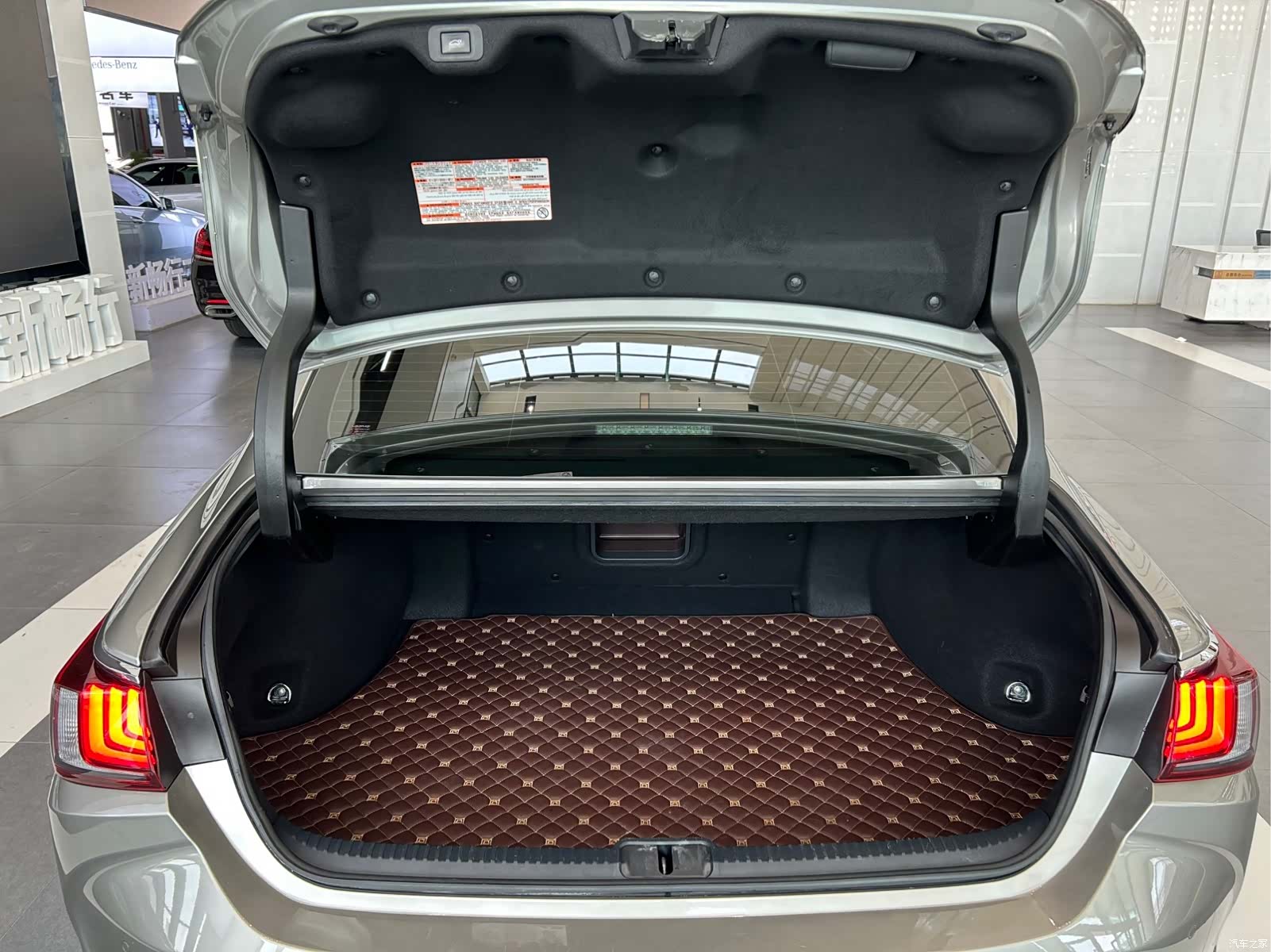 Lexus ES, 2021 25