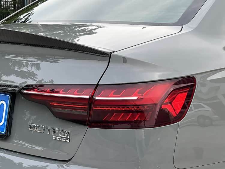 Audi S4 Audi S4
