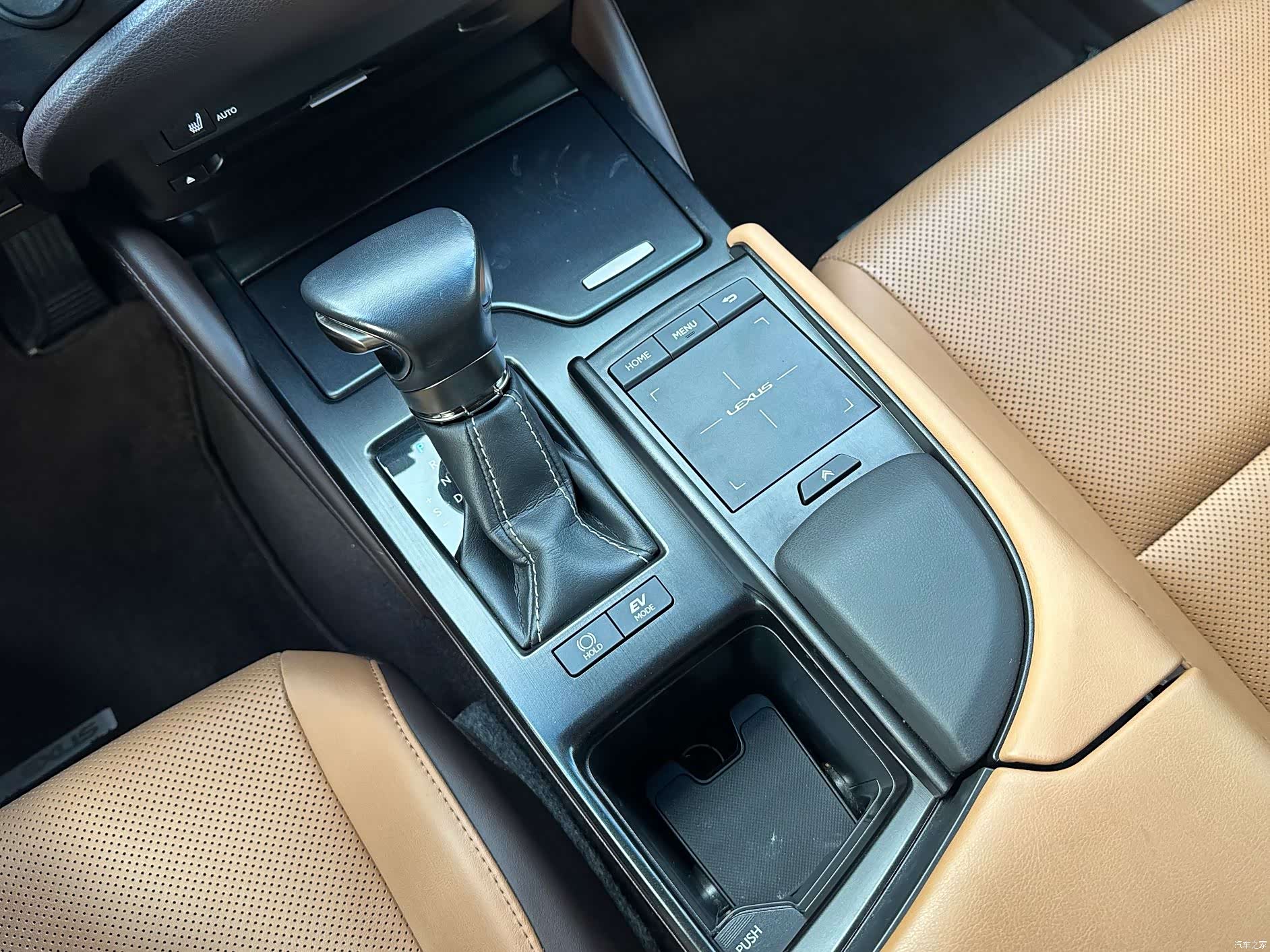 Lexus ES, 2020 17