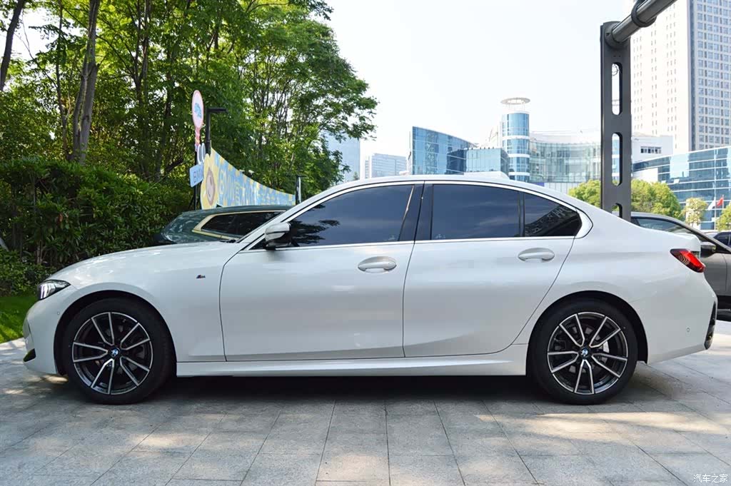 BMW 3 Series, 2025 6