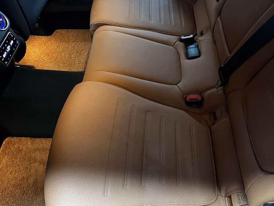 Mercedes-Benz GLC-Class 2026, фото 28