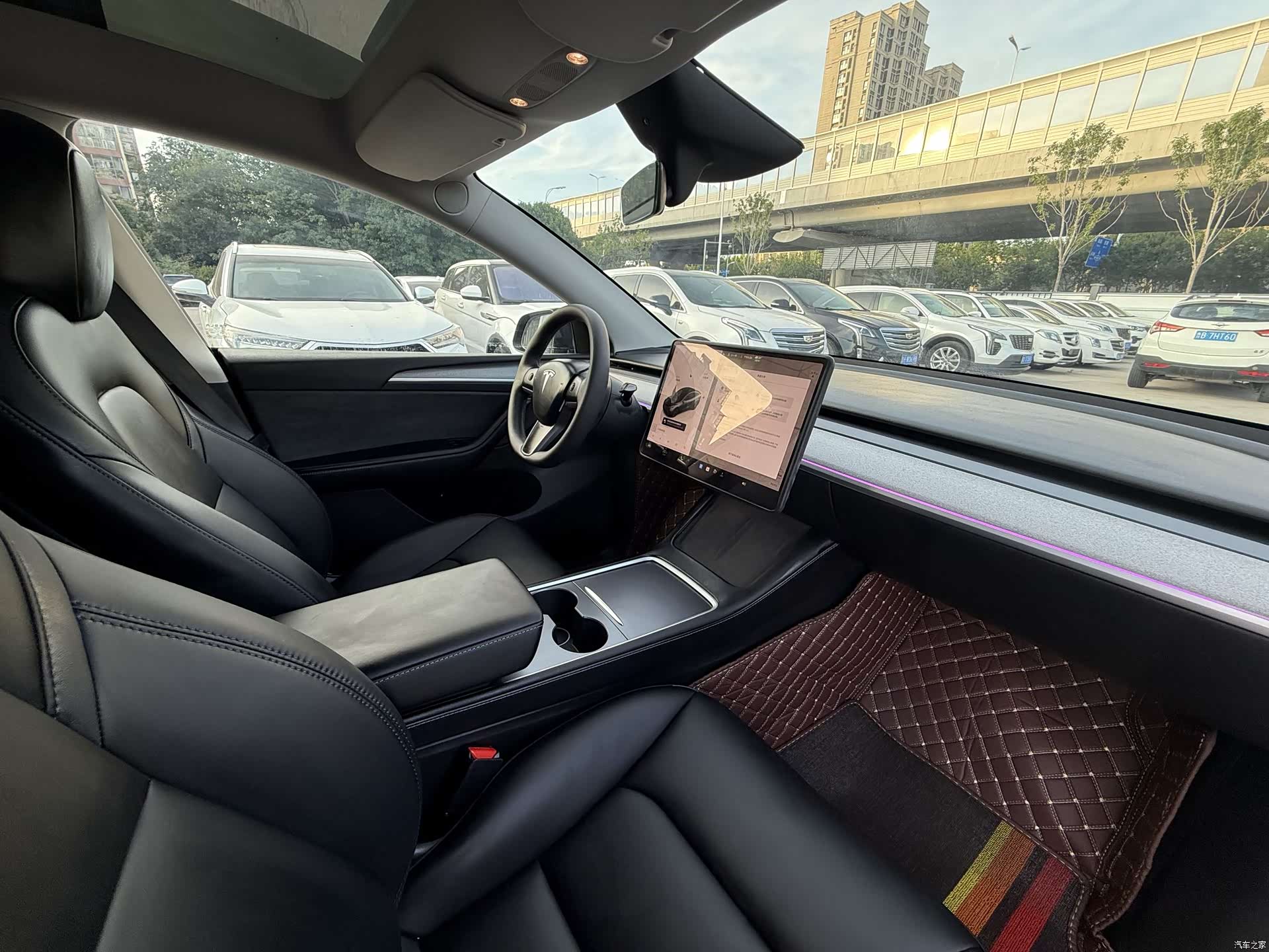 Tesla Model Y, 2024 10