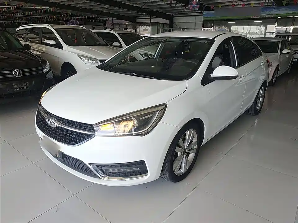Chery Arrizo 5