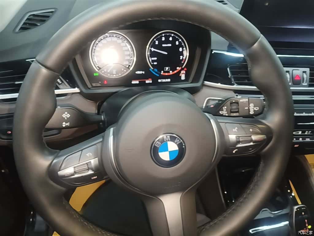 BMW X1, 2021 11