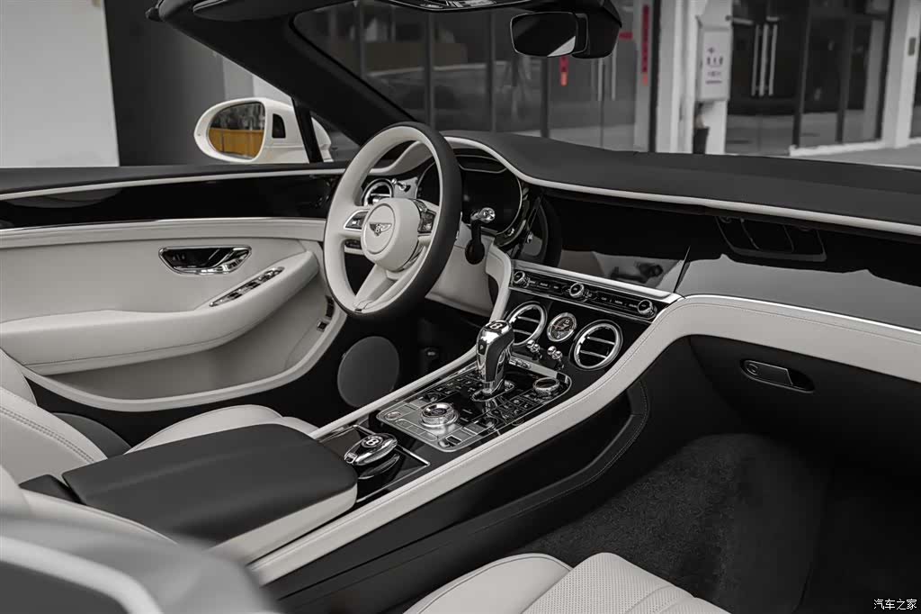 Bentley Continental GT, 2022 4