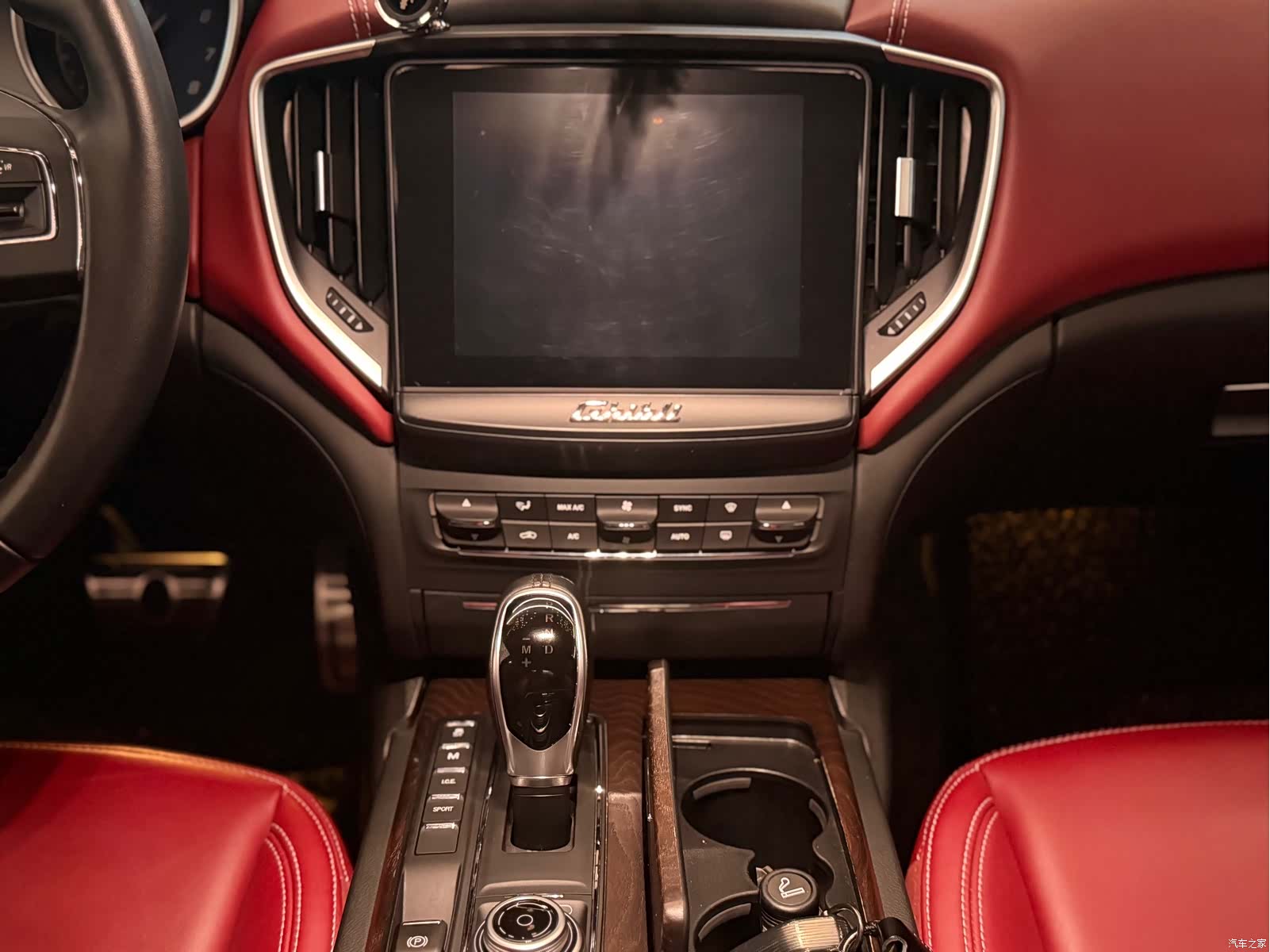 Maserati Ghibli, 2017 14