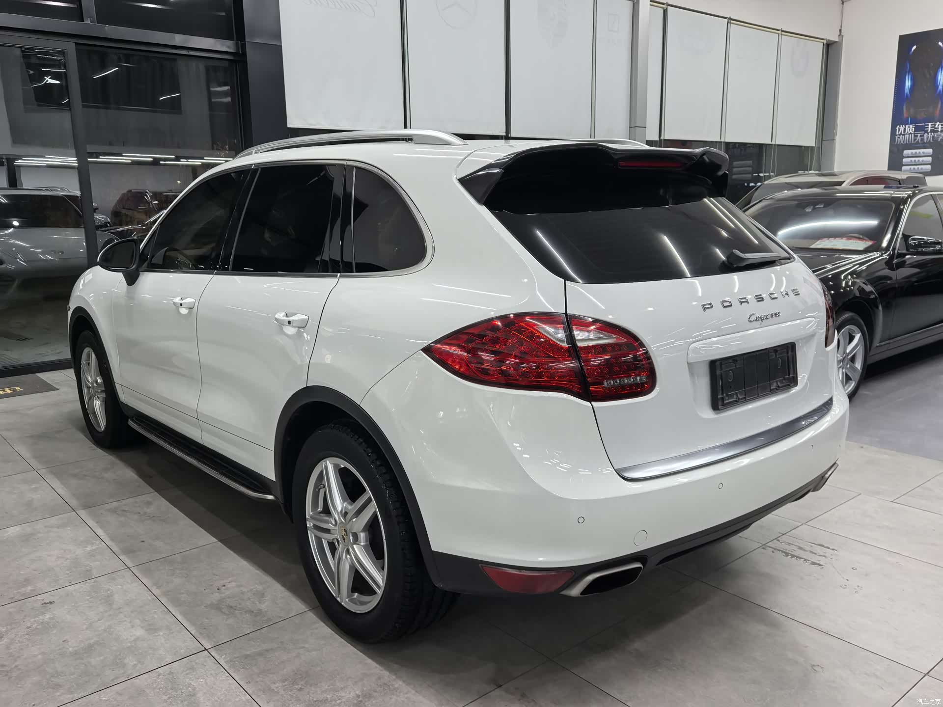 Porsche Cayenne, 2012 4