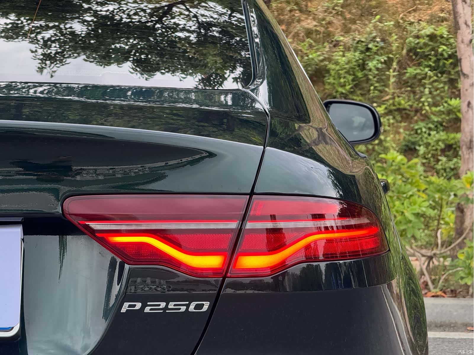 Land Rover XEL, 2025 10