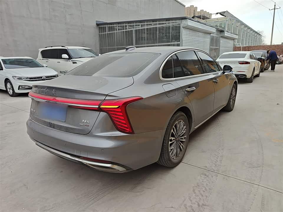 Hongqi H5