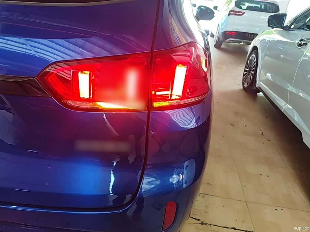 WEY VV5, 2017 8