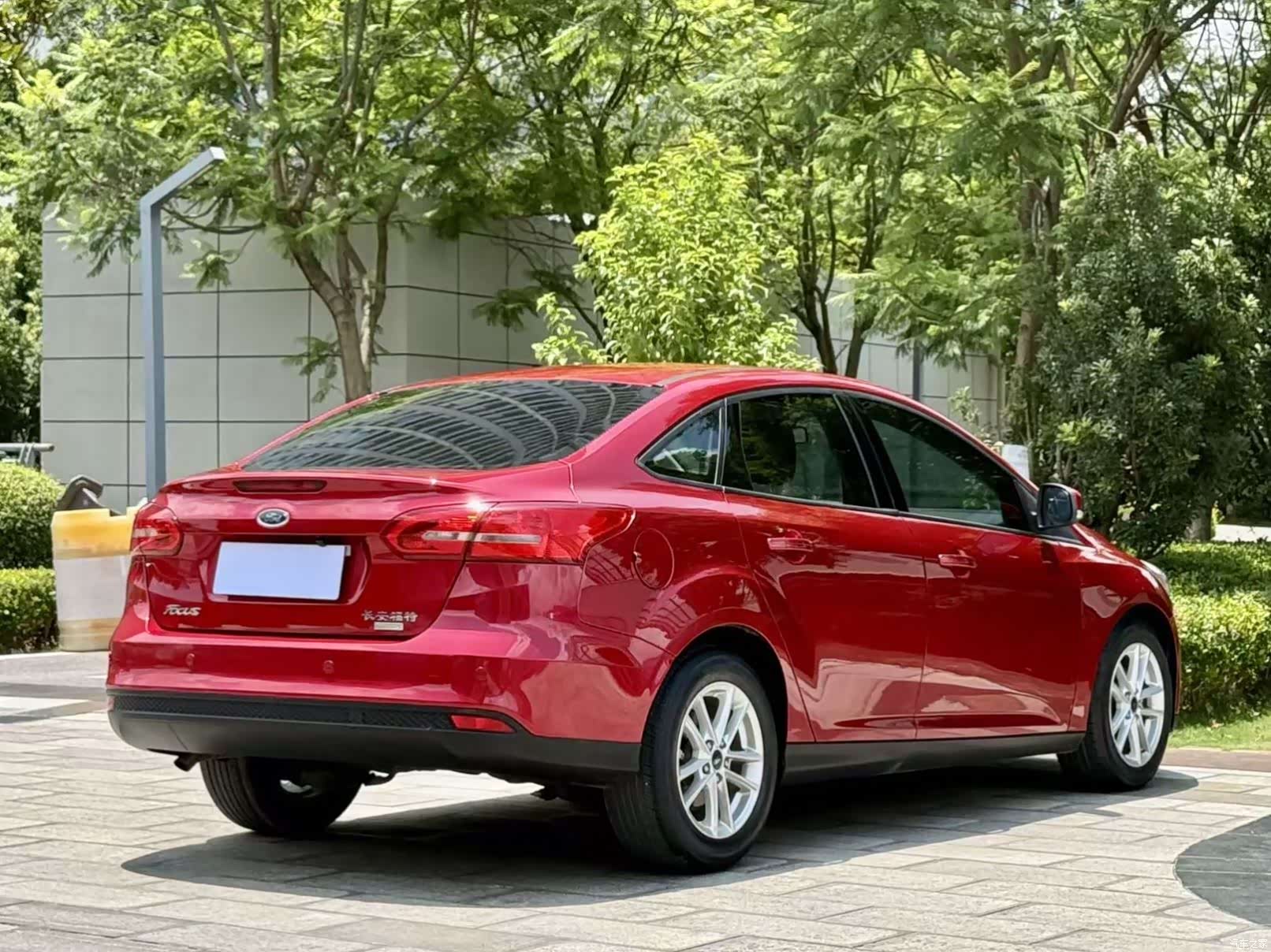Ford Focus, 2015 9