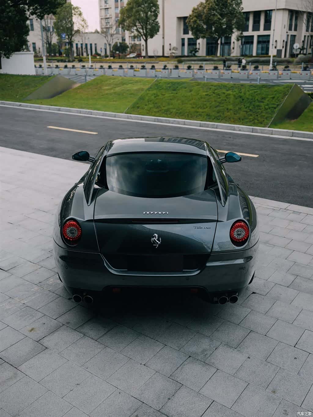 Ferrari 599, 2009 4