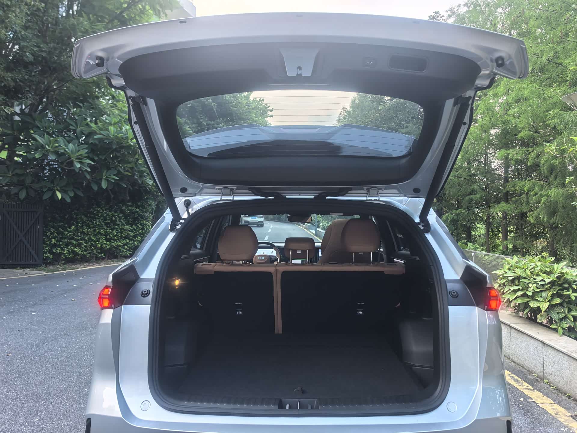 Geely Galaxy L7, 2025 23