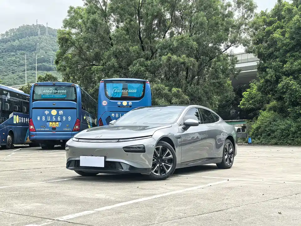 XPENG P7