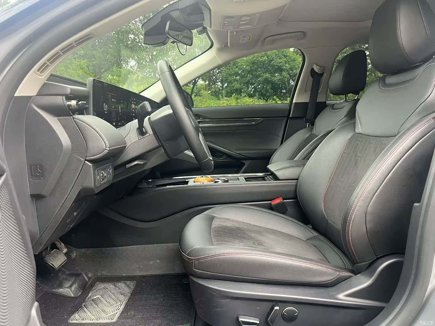 Ford Mondeo, 2023 4