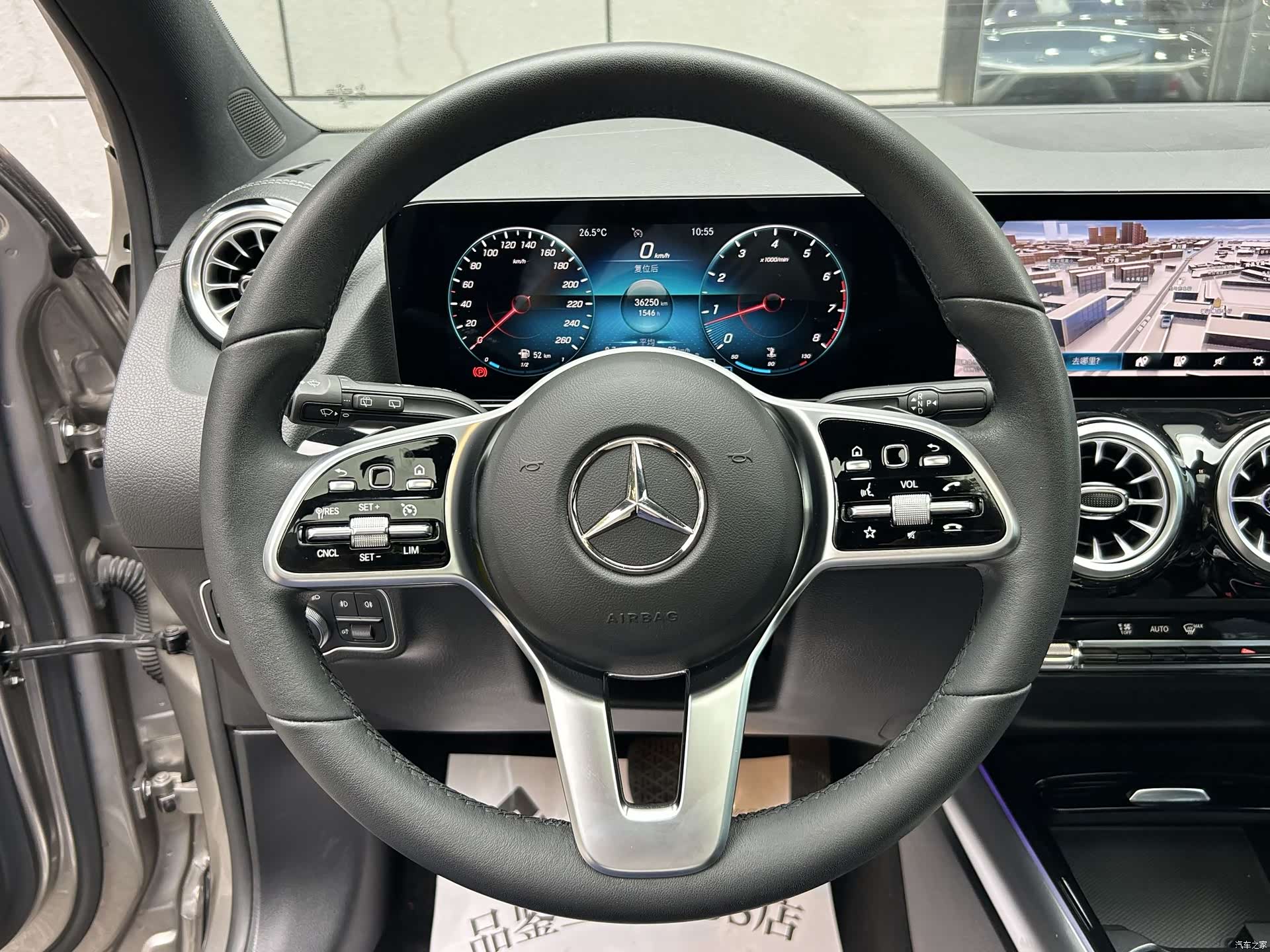 Mercedes-Benz GLA, 2022 14