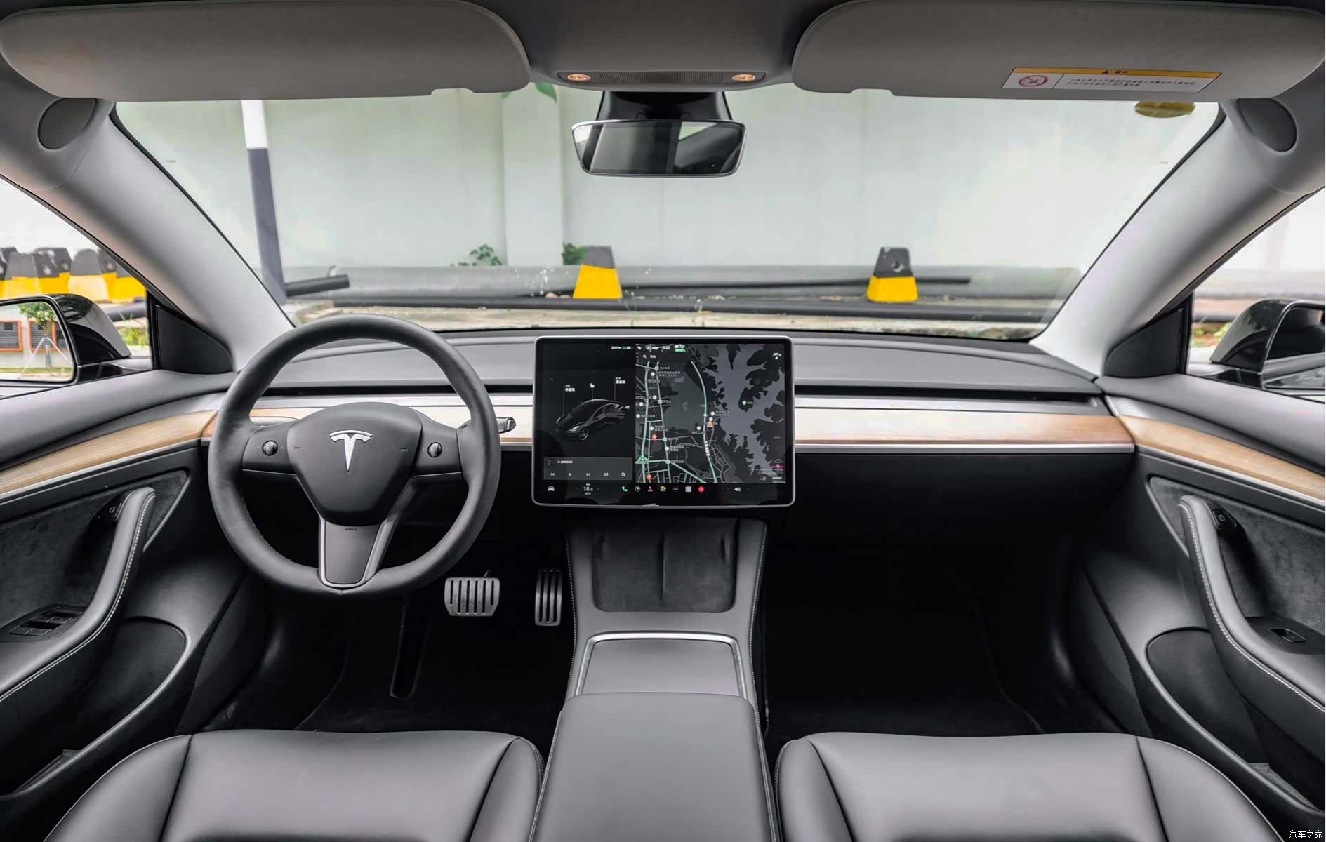 Tesla Model 3, 2023 11