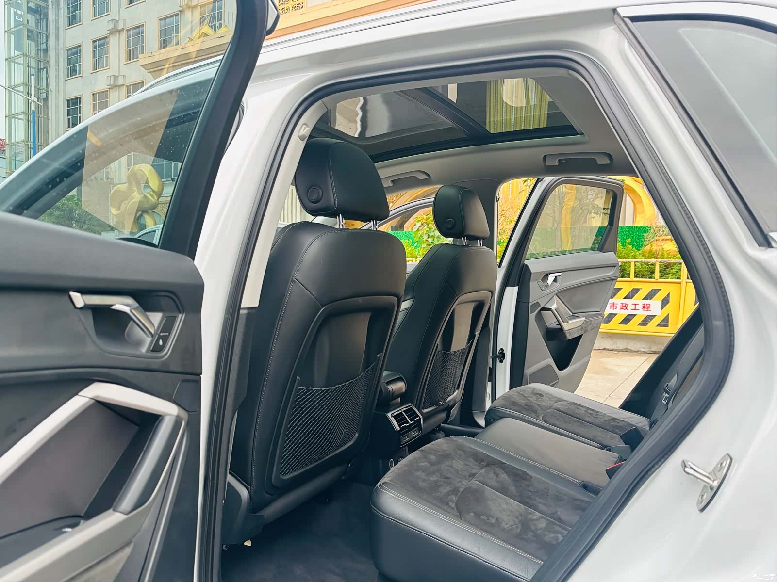 Audi Q3, 2020 14