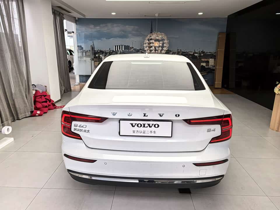 Volvo S60
