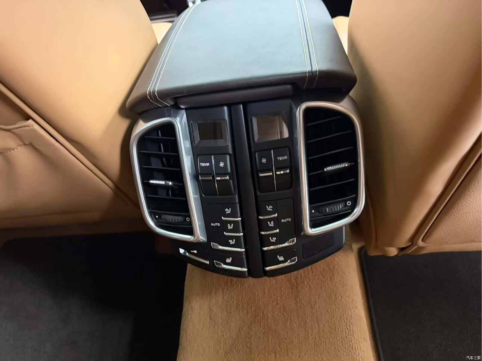 Porsche Cayenne, 2011 6