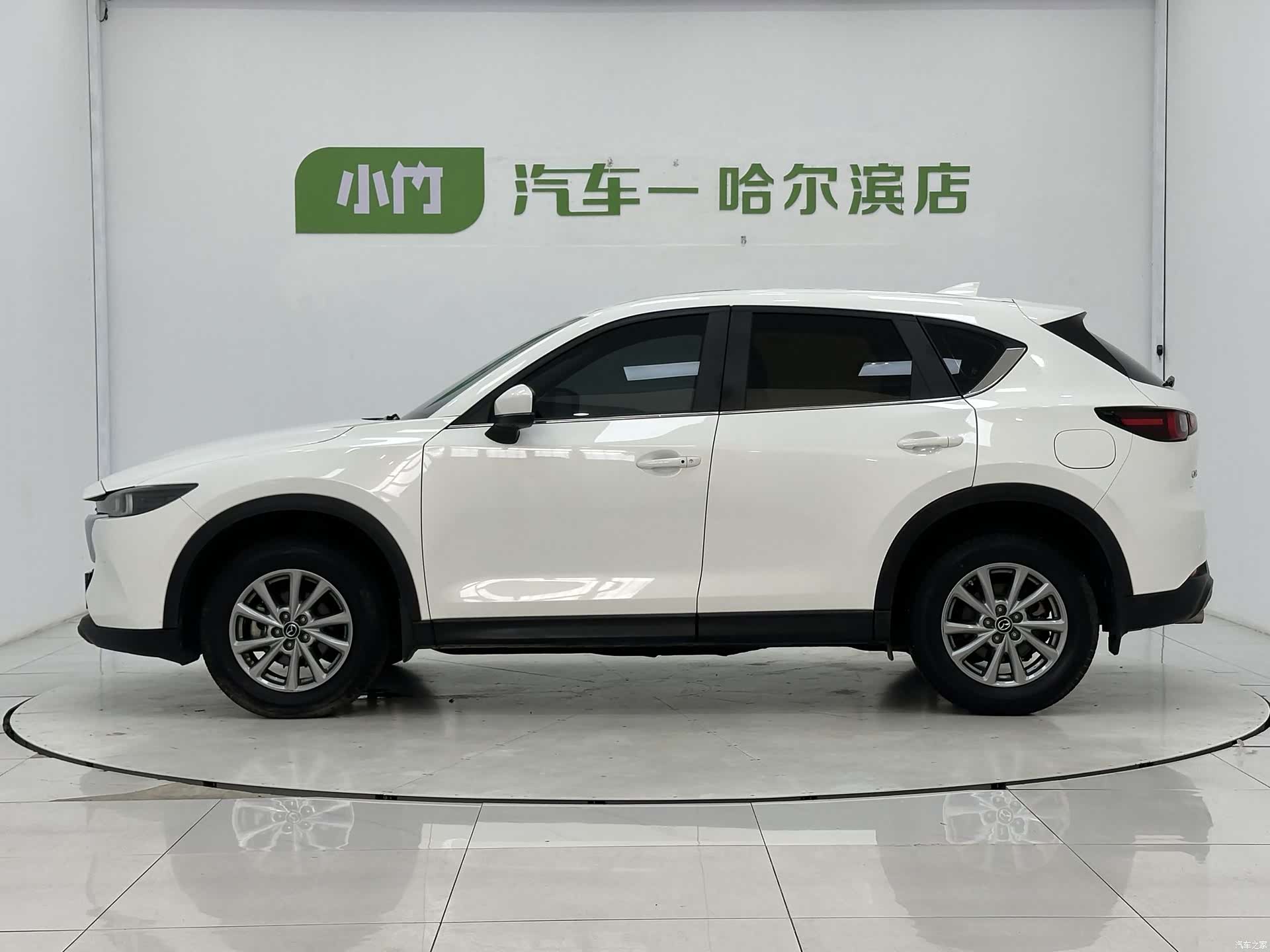 Mazda CX-5, 2023 все фото