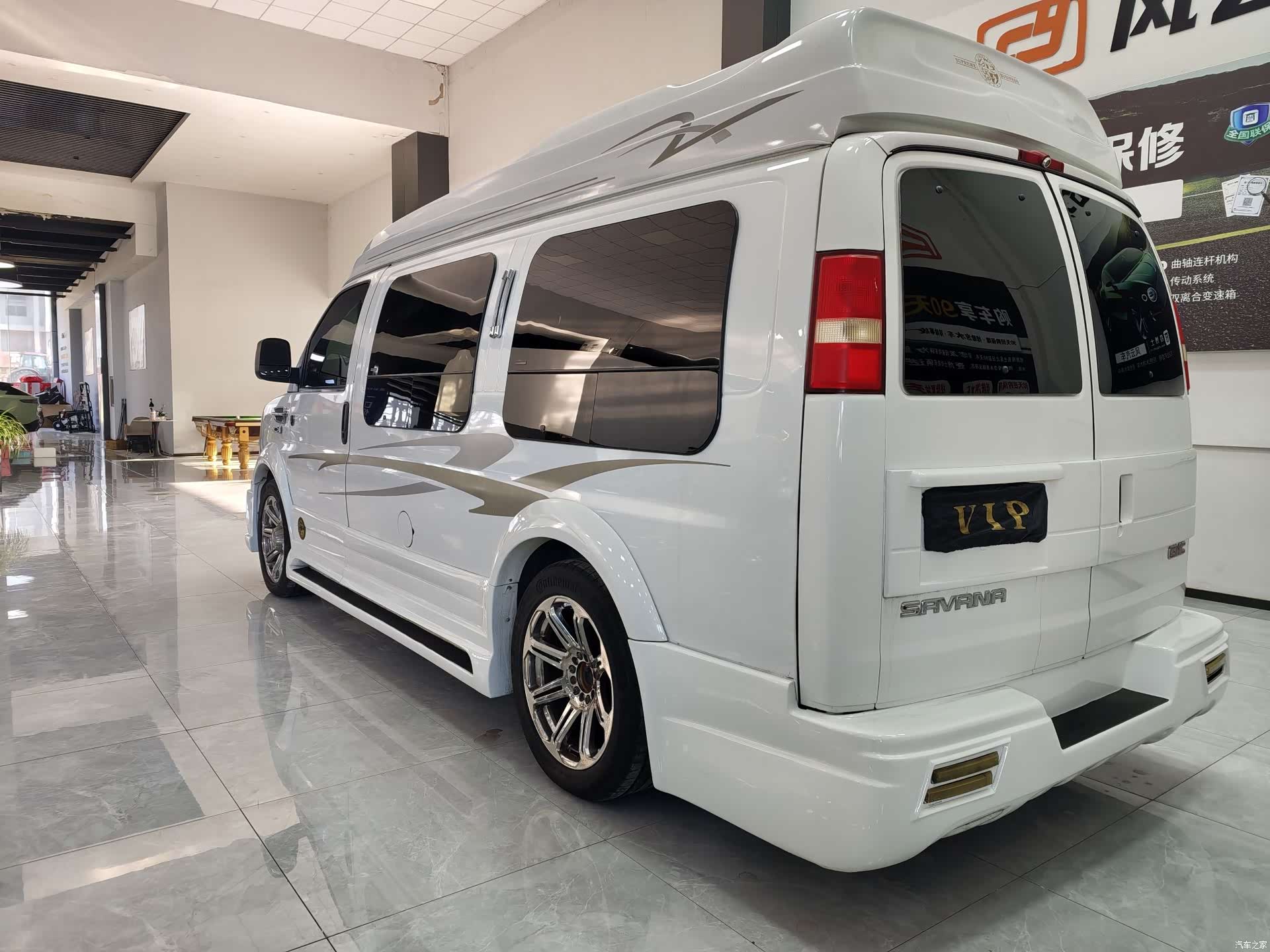 GMC SAVANA, 2015 все фото