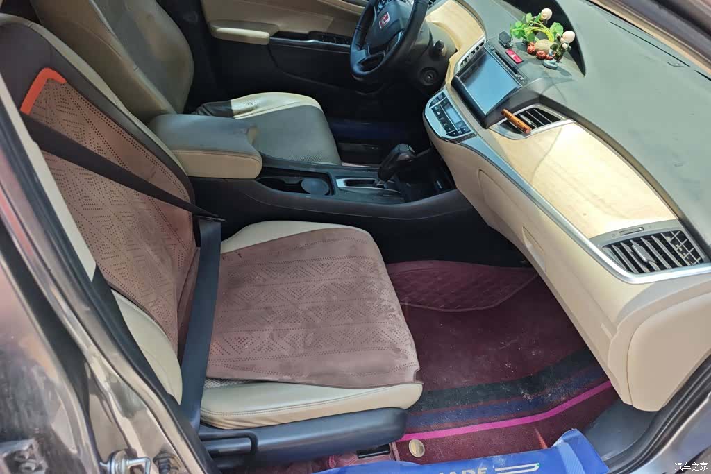 Honda Jade, 2014 8