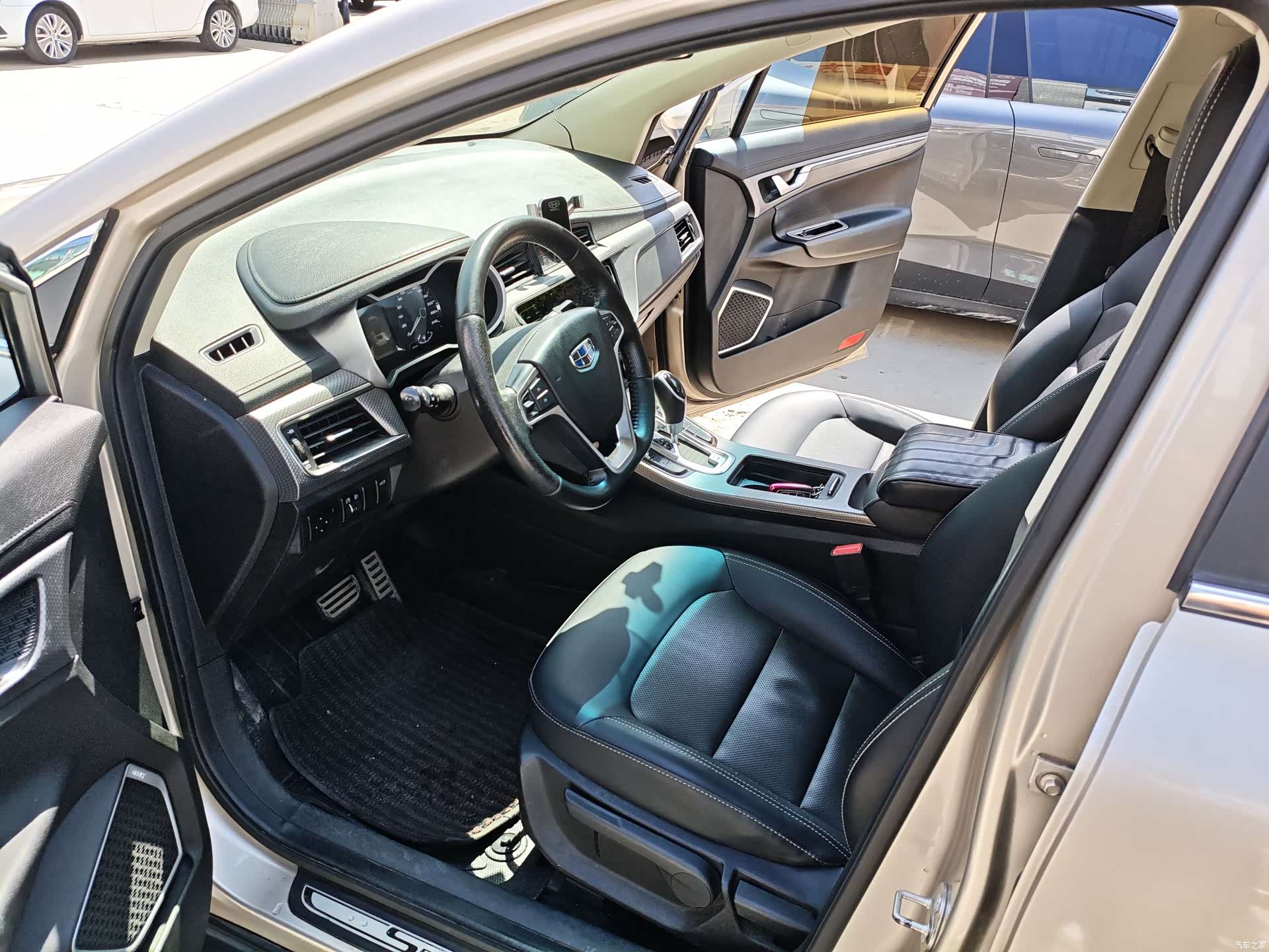 Geely Emgrand, 2017 8
