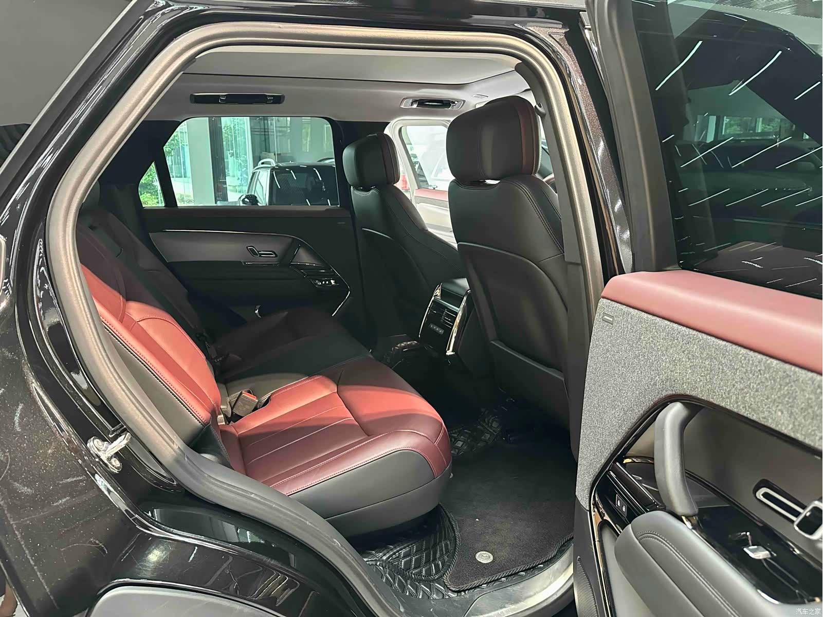 Land Rover Range Rover, 2024 12