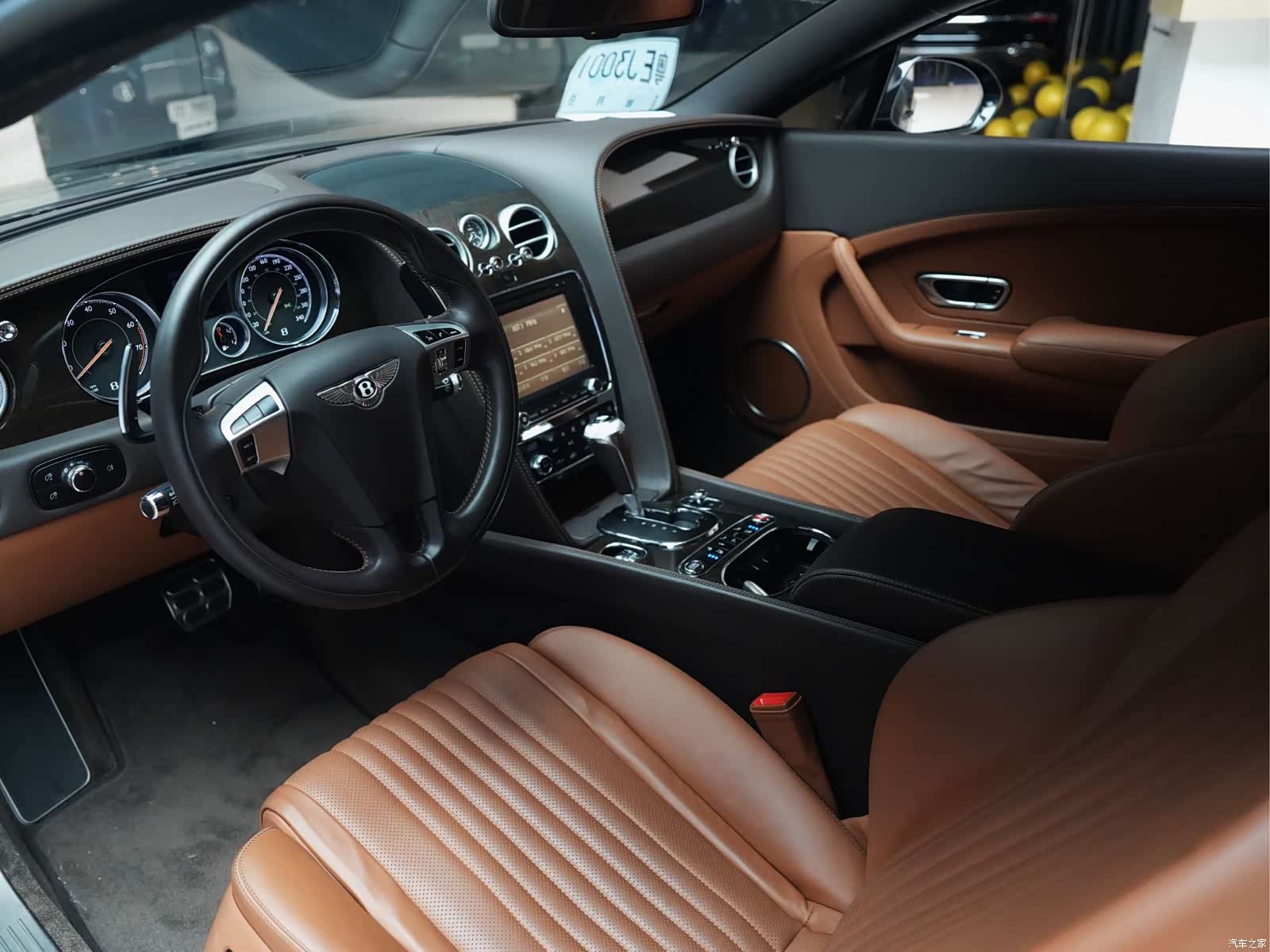 Bentley Continental GT, 2017 все фото