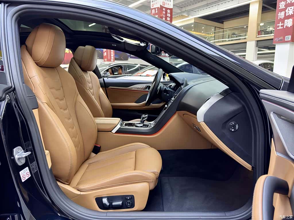 BMW 8 Series, 2020 все фото
