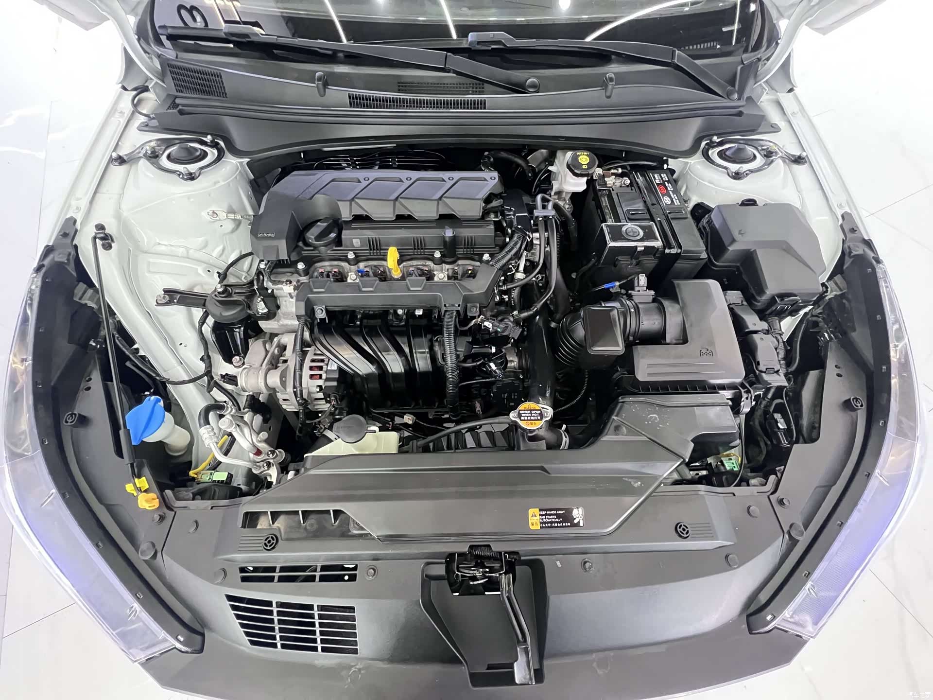 Hyundai Elantra, 2023 20