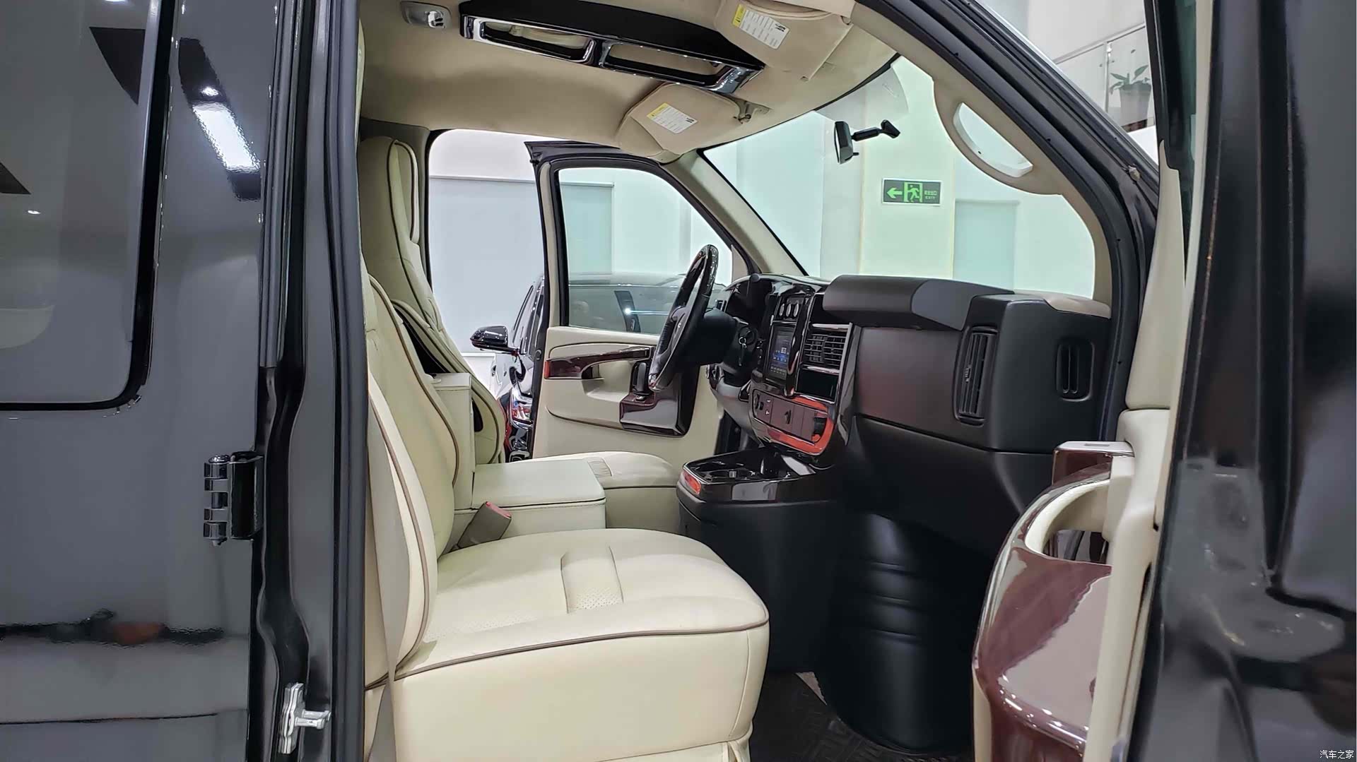 GMC SAVANA, 2017 19