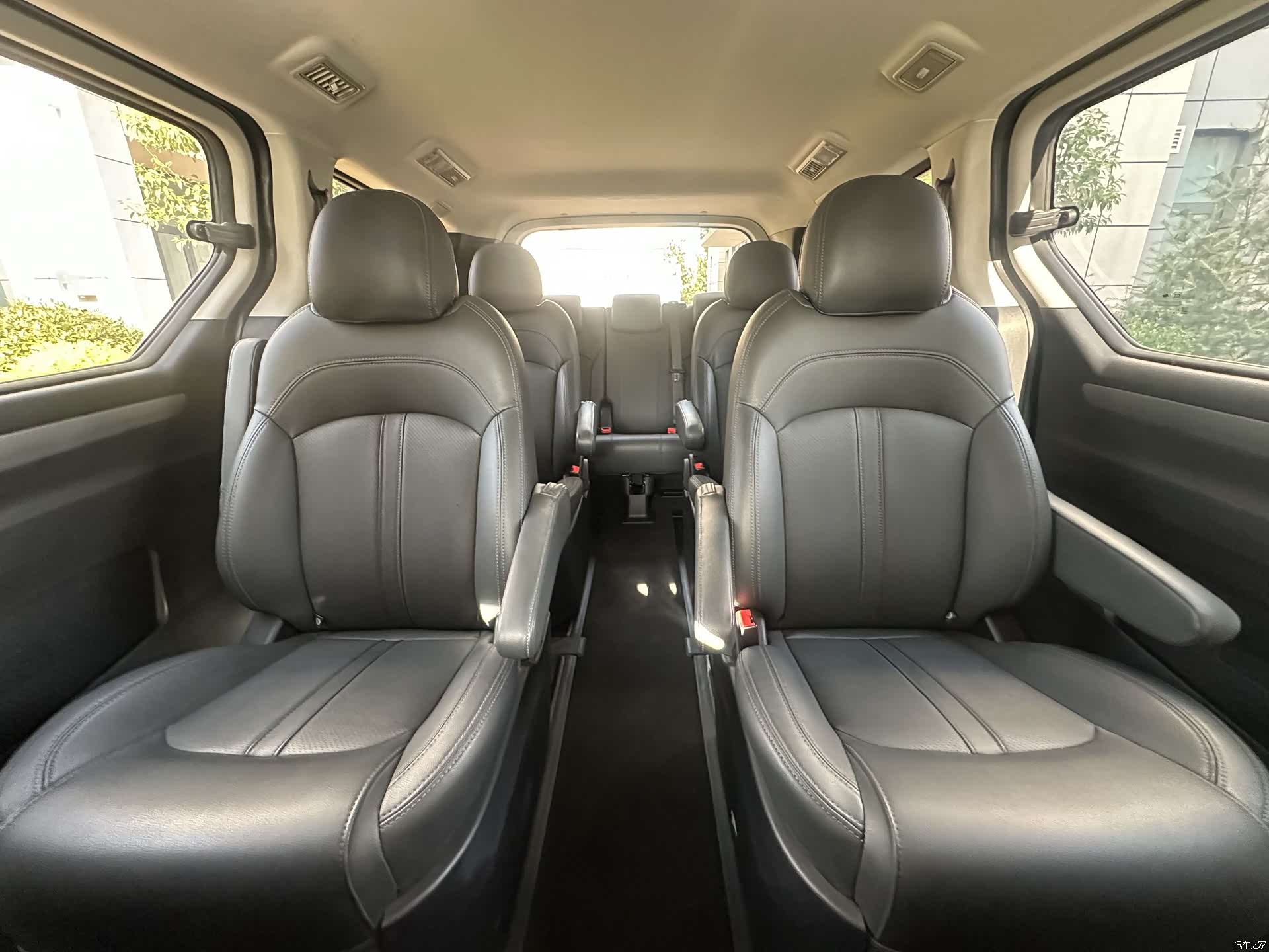 Maxus G10, 2022 18