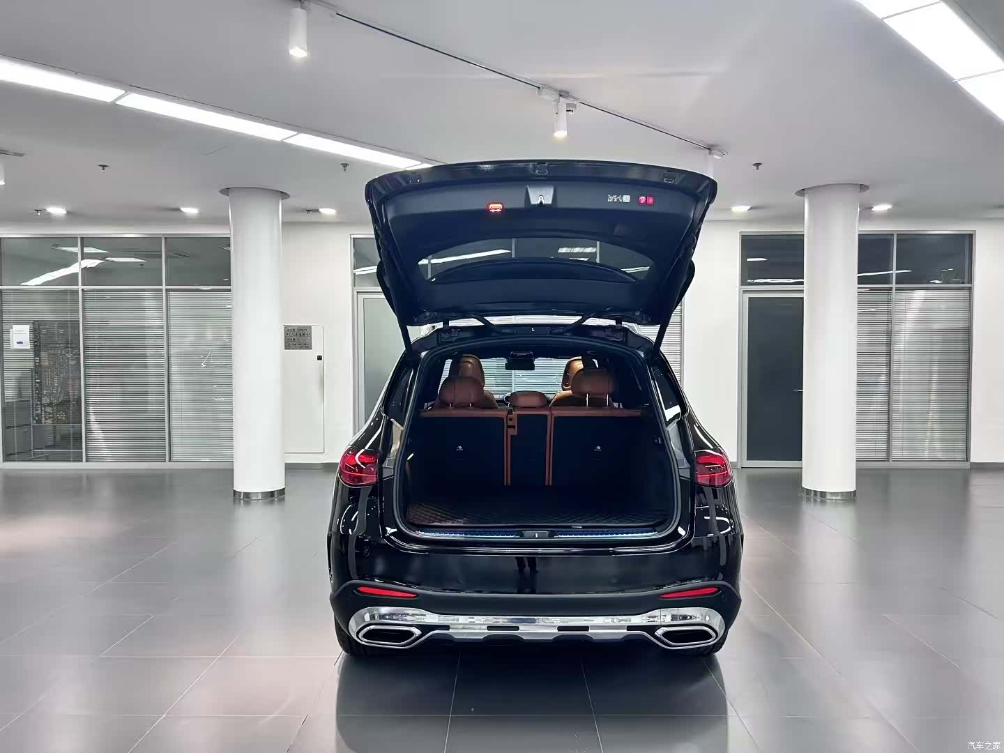 Mercedes-Benz GLC, 2024 все фото